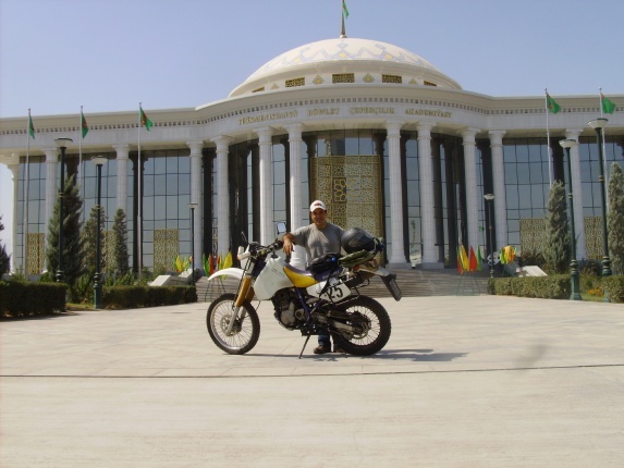 Suzuki DR 350: Balcani-Turchia-Georgia-Azerbaijan-Turkmenistan-Uzbekistan-Kazakistan-Russia-Ucraina-Romania-Ungheria Hpim1536