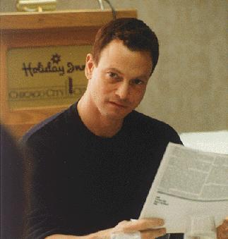 Gary Sinise - Page 30 1010