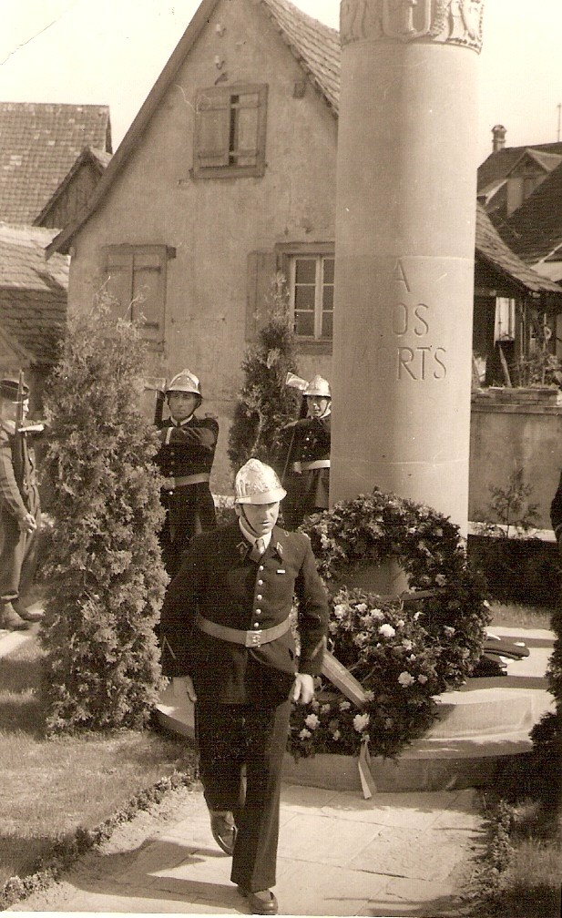 Wangen et ses trois monuments aux morts Numar168