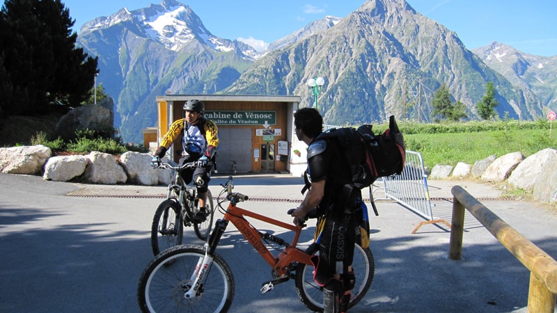 Juin 2009 - Un petit road trip aux 2 Alpes - Page 2 Img_0820