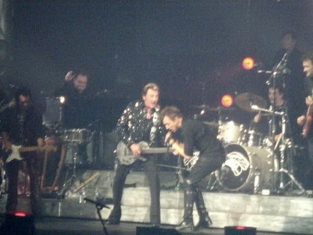 "Tour 66" Johnny à Montpellier Le 20 octobre 2009 Vero_106