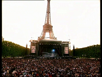 100% Johnny Hallyday : Live a la tour Eiffel Vlcsn595