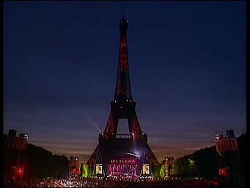 100% Johnny Hallyday : Live a la tour Eiffel Vlcsn615