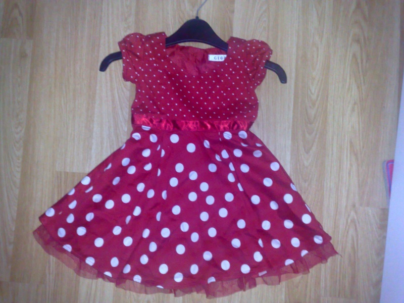 Stunning Red polka dot dress ... 12-18months 02413