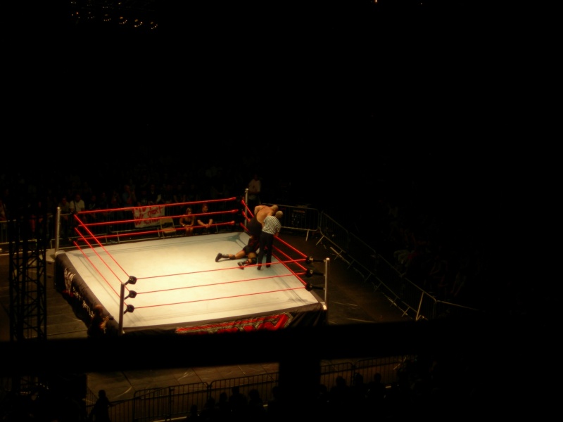 RAW LIVE DANS LES ARENES DE NIMES SUPER!!! Dscn1834