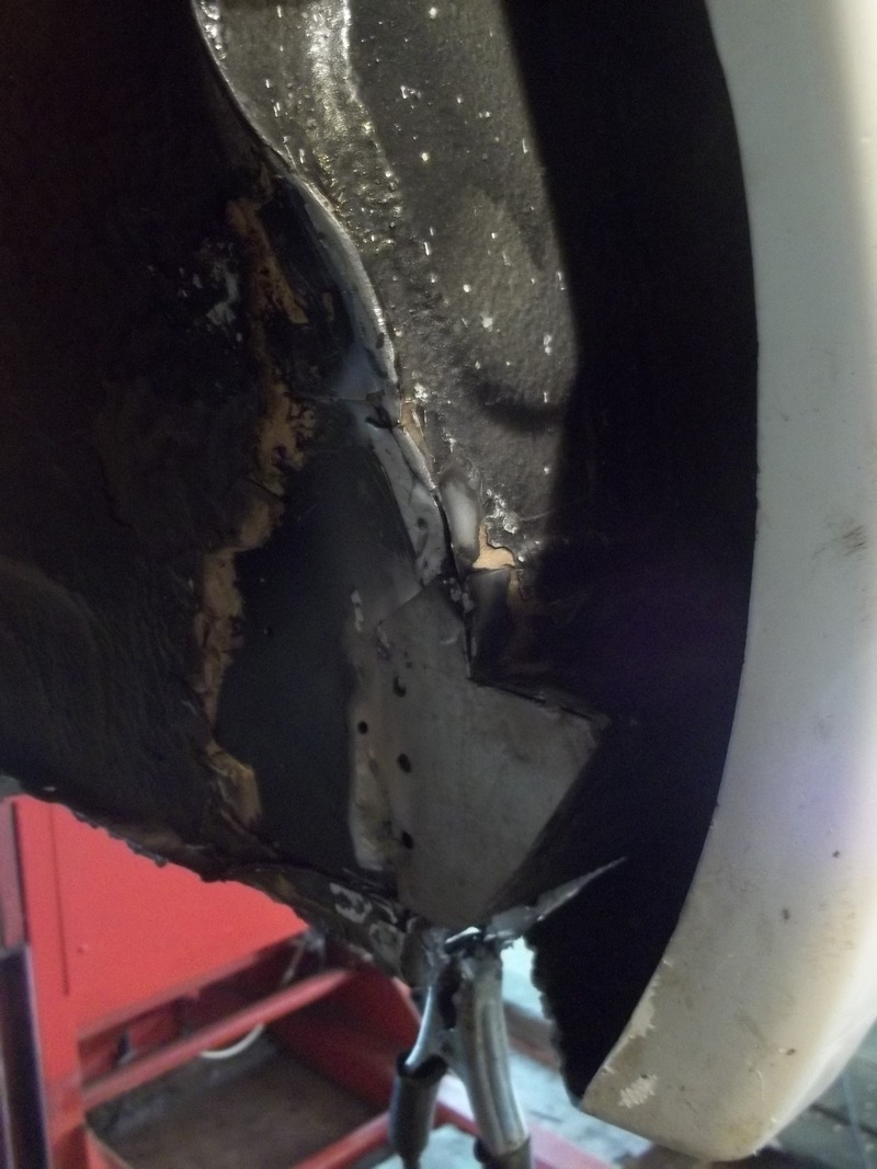 Pas très original, encore une restauration de R 5 turbo - Page 5 Dacoup10