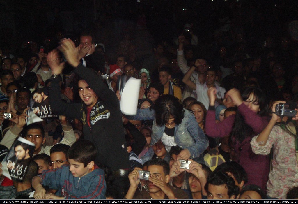 حصريا صور حفلة مارينا بمصر 2008 1211