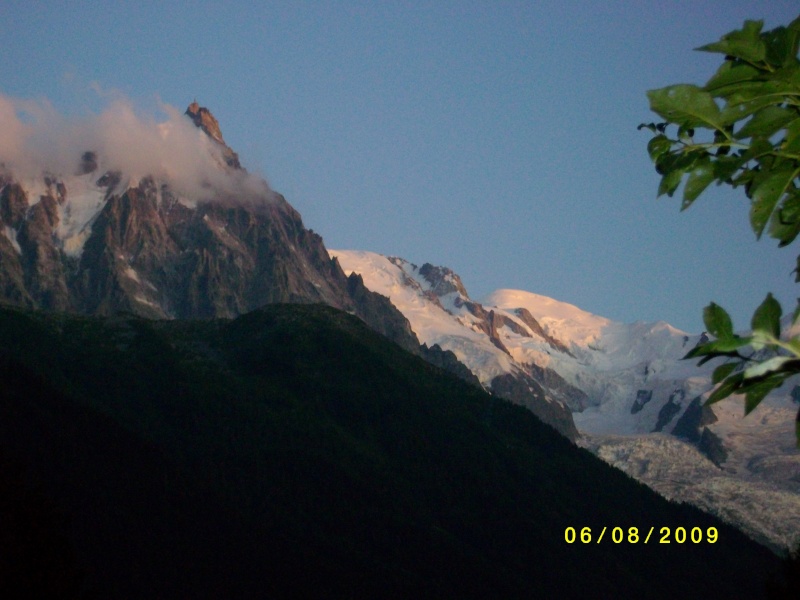 CHAMONIX ET SES MONTAGNES - Page 2 Imgp0011