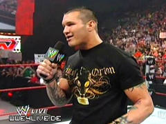 Randy Orton parle des hardys et veut un match - Page 2 23013