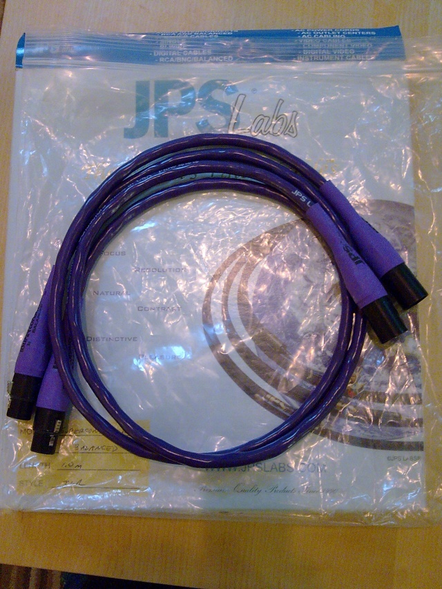 JPS Labs Superconductor Q XLR interconnects (Demo) Image068