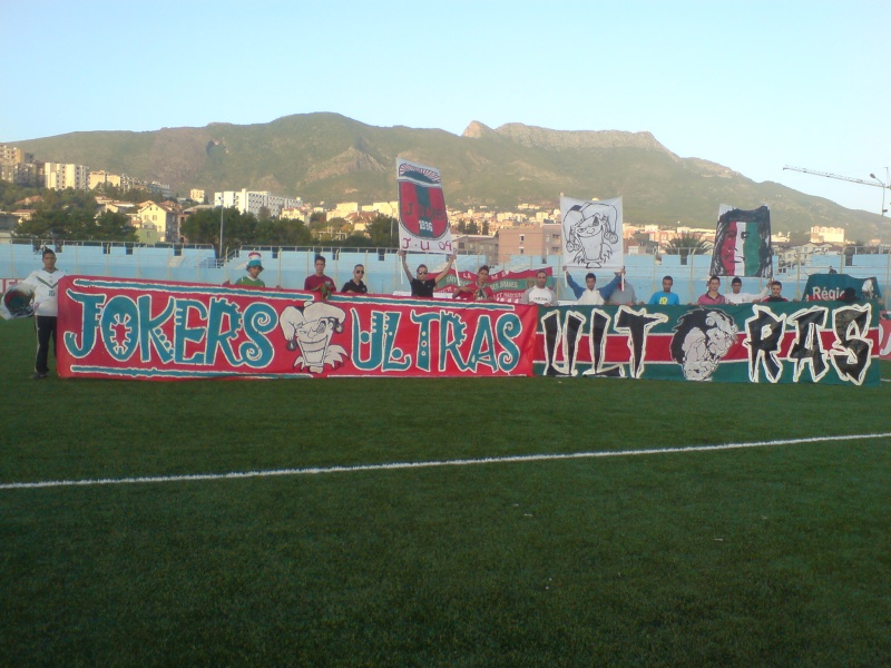 JOKERS ULTRAS, groupe de supporters Ultras de la JSMB - Page 39 Dsc02710