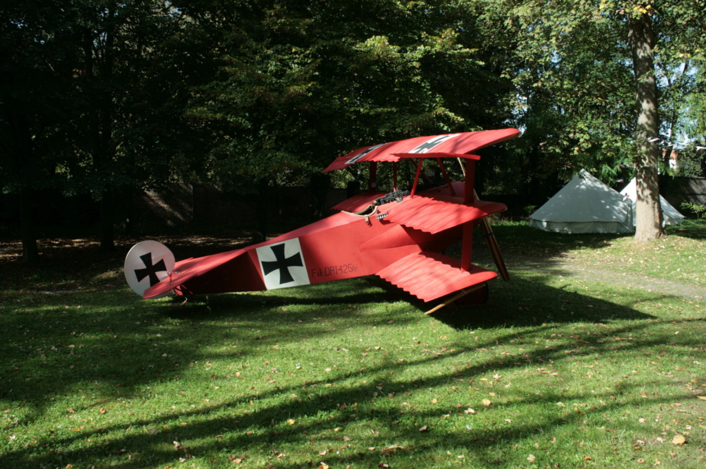 Réplique du Fokker Triplan du Baron Rouge (association Digger côte 160) Img_2311