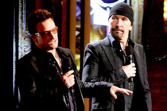 Billboard: U2 pretende lanzar el nuevo disco en Diciembre de 2013 Bono-e11