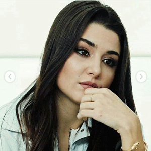 صور للممثلة التركية هاندا ارتشيل 520