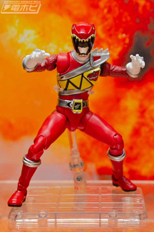 Figurines Toku modernes (SIC, Figuarts...) - Page 24 8c659511