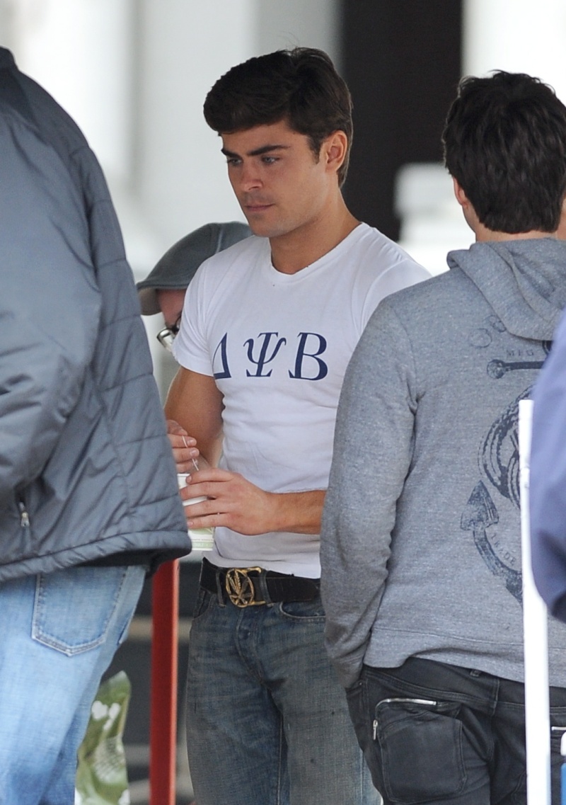 "Townies" Set (24.04.13) Zac-ef36