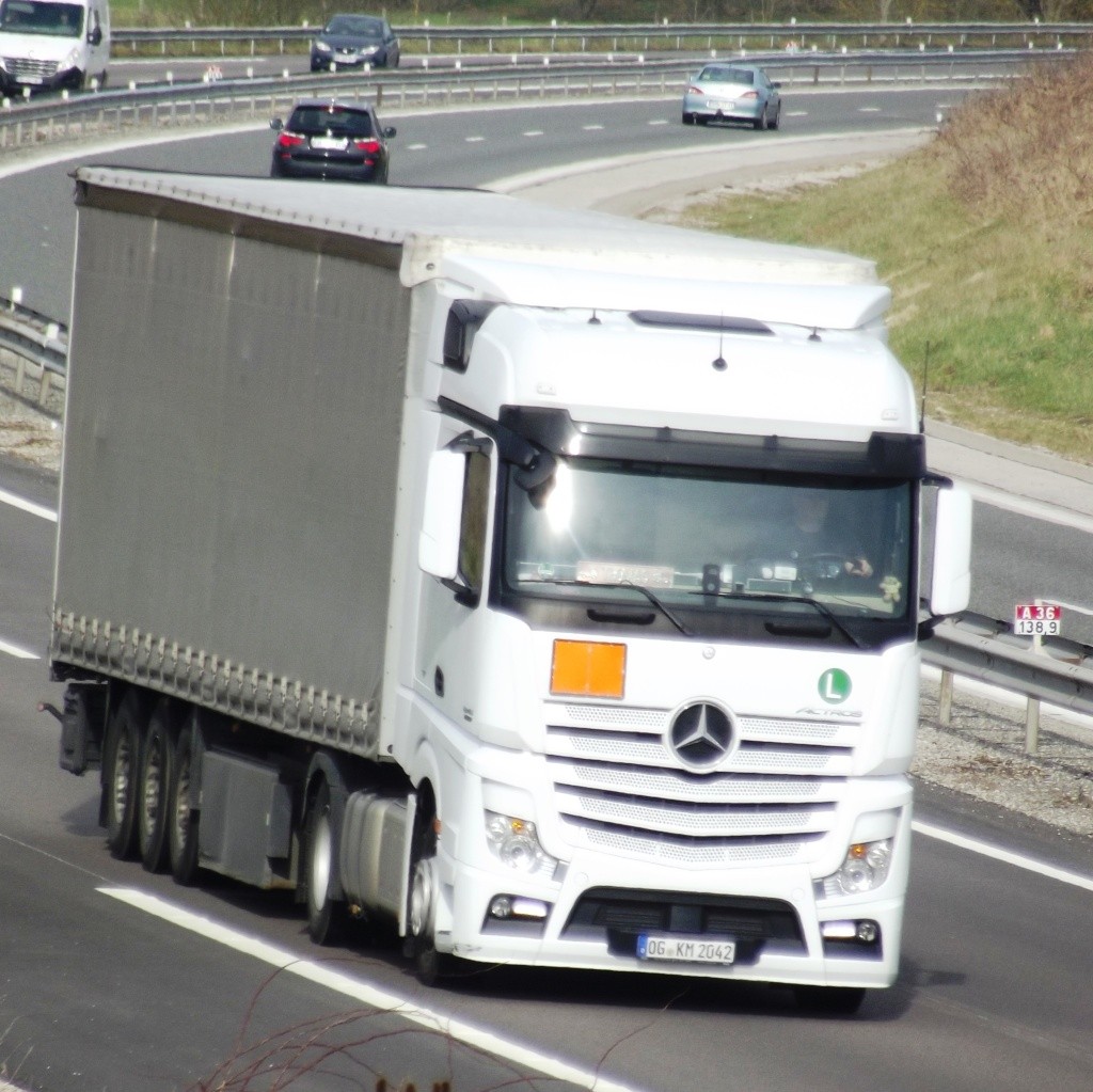 Mercedes Actros MP4 (euro 6 ) - Page 3 Photo156