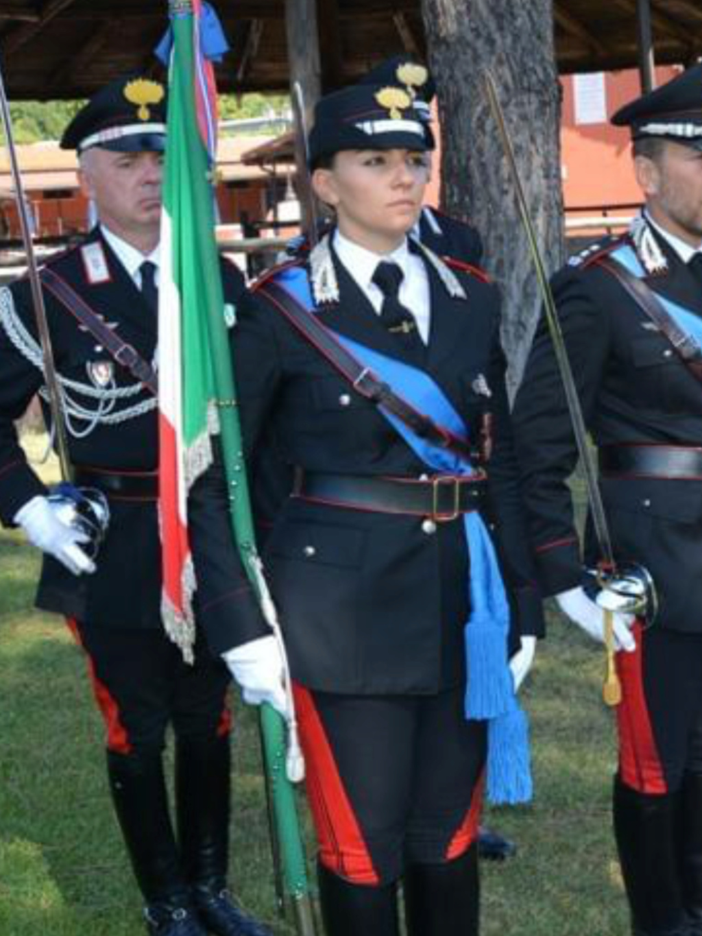 Italian Police Uniform - Page 2 Img_2419