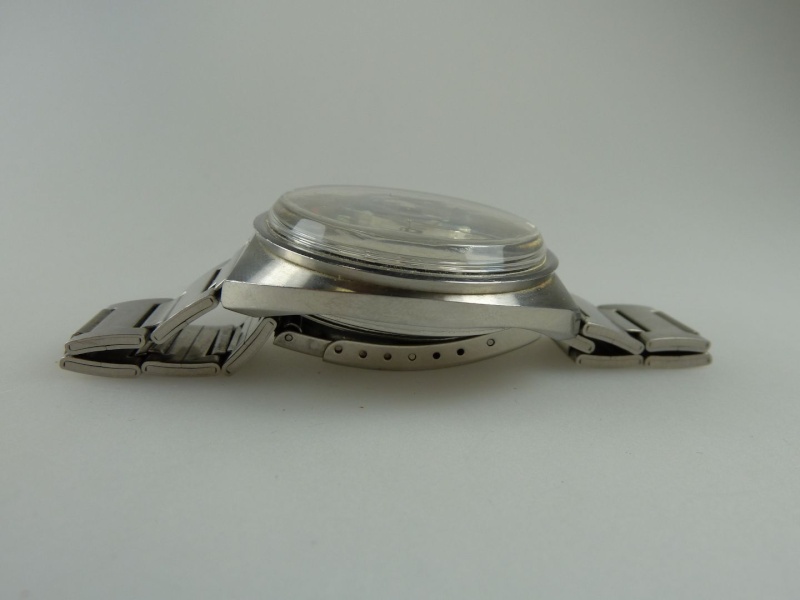 Une petite Citizen World timer : la Citizen 68-0516 Cit1c10