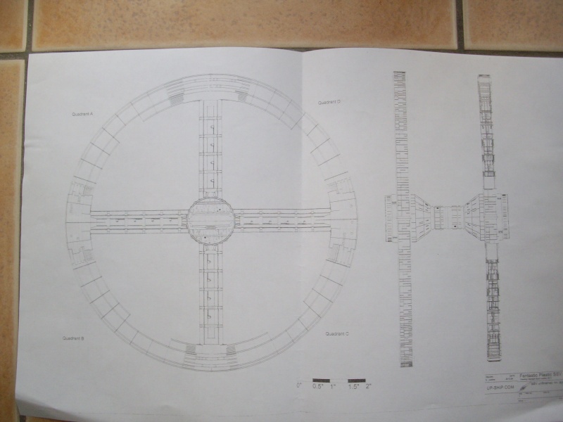 Ouverture de boite : Station spatiale V — 2001 : odyssée de l'espace 00810