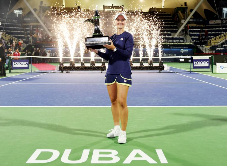 WTA DUBAI 2023 - Page 4 Cap33307