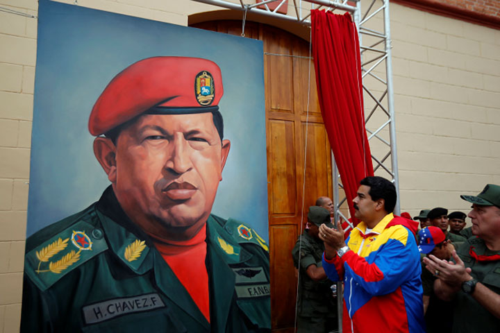 Le Programme Politique du Président Hugo Chavez, Commandant en chef de la Révolution Bolivarienne Chavez10