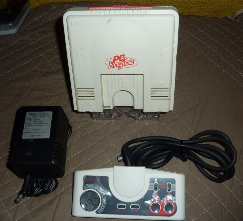 [VDS]NEC PC ENGINE ET COREGRAFX EN BOITE + JEUX HUCARD  MAJ 15/07/2015 P1090235