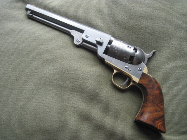 Colt 1851 en coffret 0110