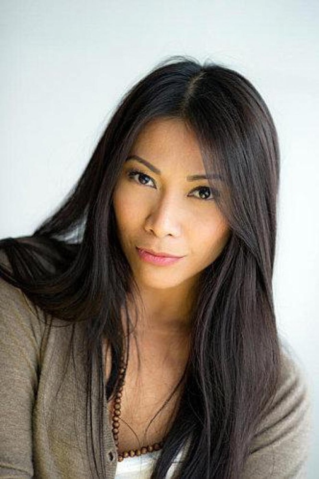 Quel acteur, quelle actrice, pour quel personnage ? - Page 3 Anggun11