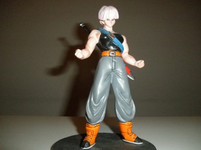 Doraemon dorato-salvadanaio in ceramica/Dragonball-Trunks & Evangelion-Rei Ayanami vinyl kit Trunks10
