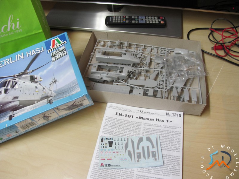 Recensione kit: EH101 Merlin HAS.I(ASW)1/72 Img_5147