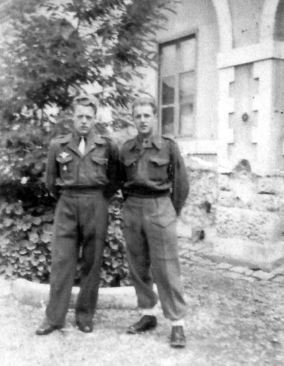 ROUSSEAU serge Mal des Logis 8ème Bat Parachutiste mort à Dien Bien Phu 12 août 1954  Les_fr11