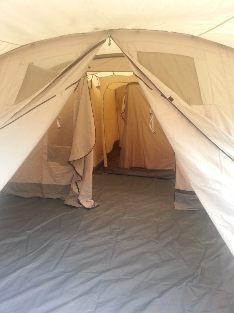 montage de notre tente Nomad bantu 6 air 2013-012