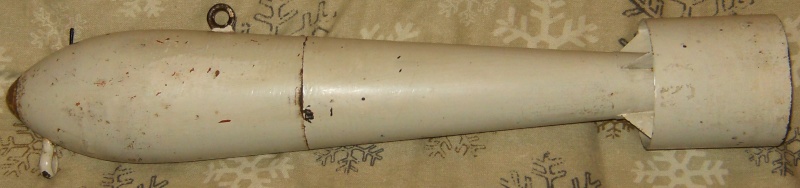 Canadian 11 1/2 lb practice bomb Ww2_0010