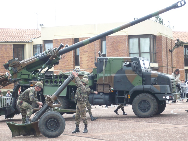 Artillerie (35°R.A.P.) à Pamiers au 1°R.C.P. en 2010 Portes10