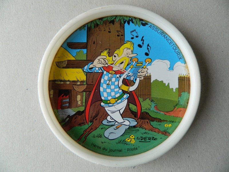 La Collection d'Objets d'Astérix de Benjix - Page 2 Dscn5618