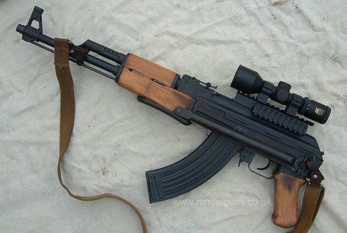 البندقية القتالية AK-47 Kalashnikov  Ak47tf10