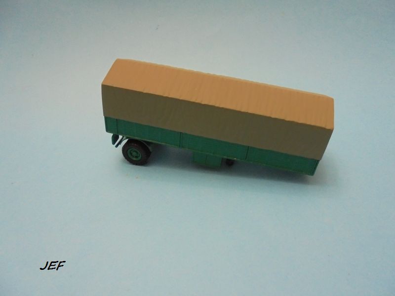 MINITRUCKS BERNARD 150MB18TA4 et SEMI FRUEHAUF 10T Réf 163/164 ( 2005 ) Ber_0113