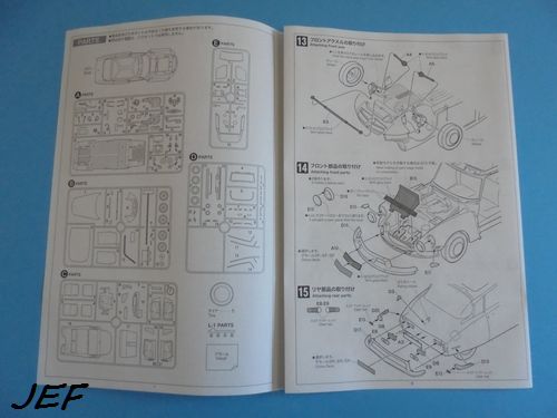 *1/24   DS 19  EBBRO  Réf 25005 Ds_00310