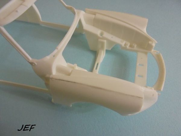 *1/24 DS 19 EBBRO Réf 25005 Ds_01010