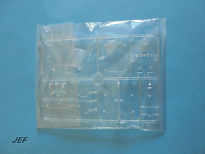 *1/24 FORD GT 40 MkII 1966 MENG Gt_00611