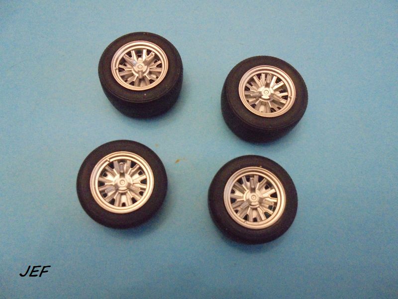 *1/24 FORD GT 40 MkII 1966 MENG Gt_02111