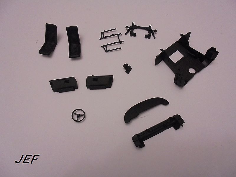 *1/24 FORD GT 40 MkII 1966 MENG - Page 2 Gt_04411
