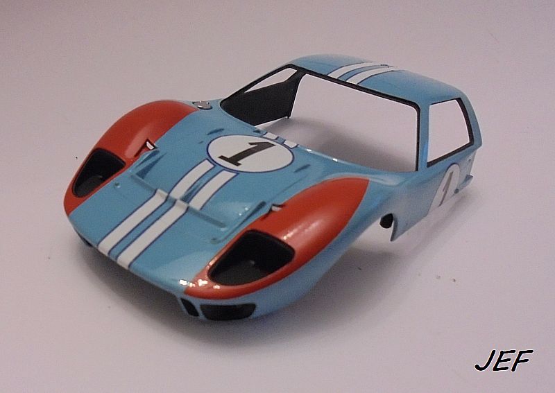 *1/24 FORD GT 40 MkII  1966   MENG - Page 2 Gt_05511