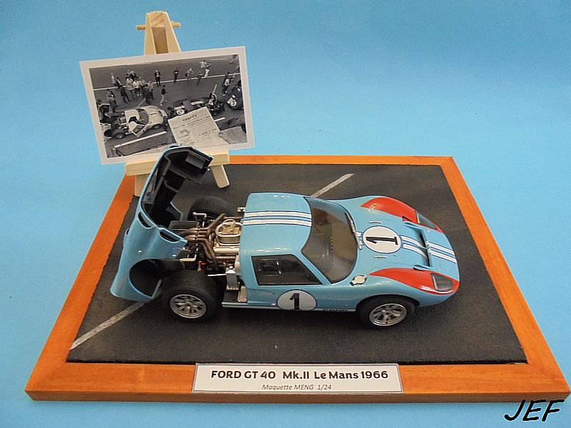 *1/24 FORD GT 40 MkII  1966   MENG - Page 3 Gt_09112
