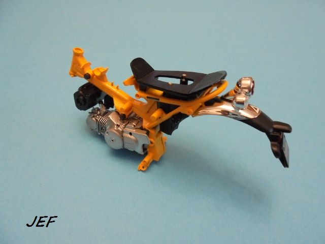 *1/12 HONDA MONKEY 125 TAMIYA Mon_0427