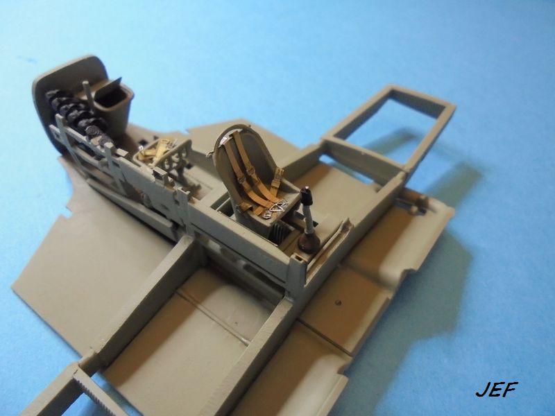 1/48 JUNKERS Ju87B-1 AIRFIX Réf A07114 - Page 5 Stu_1111