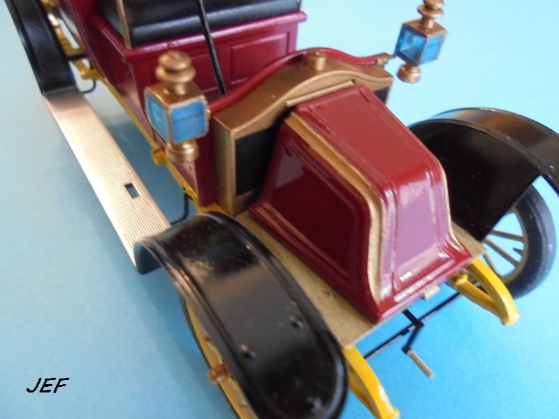 * 1/24 TAXI RENAULT TYPE AG HELLER - Page 3 Tm_08611