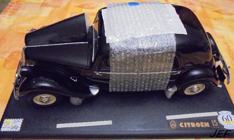 * 1/8 CITROËN TRACTION AVANT 15/6 HELLER Réf 80799 - Page 19 Trac_870