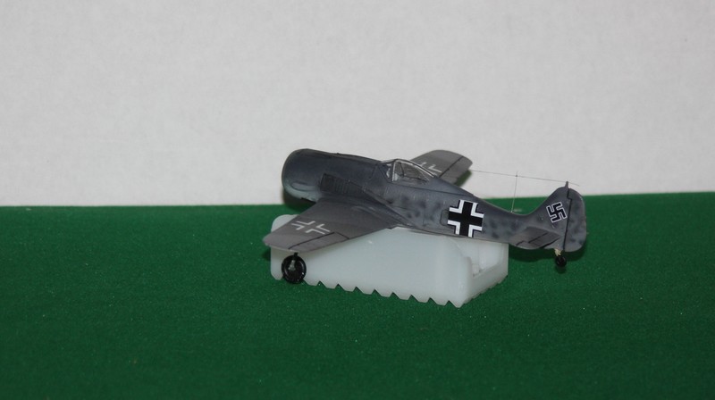 FOCKE WULF Fw 190 A5/F8  Réf 50235 Img_0412